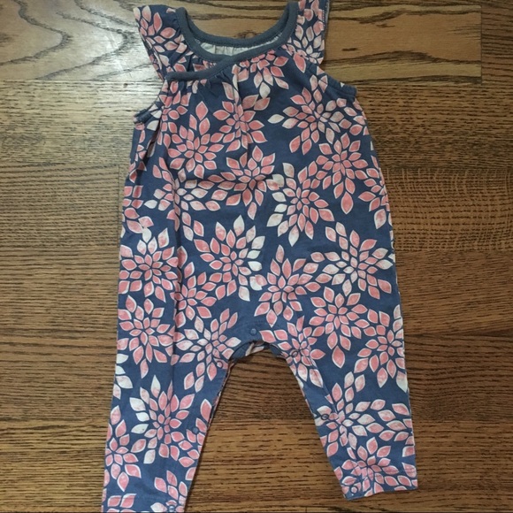 Tea Collection Other - Tea Collection Alexis Wrap Romper